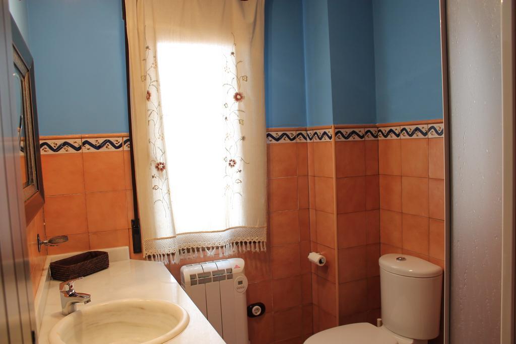 Apartamentos Turisticos Pepe Gea De Albarracin Room photo